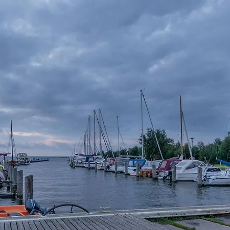 Am Saaler Bodden Apartment